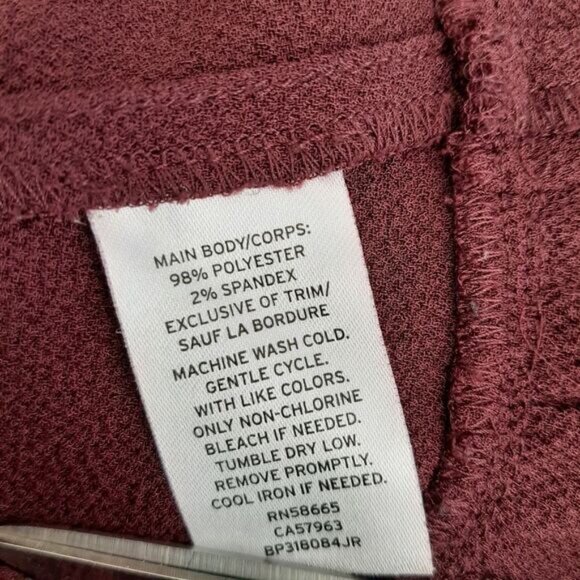 FRENCHI Scoop Neck Light Tank Top Ruffle Hem Burgundy Sz M - Picture 10 of 10